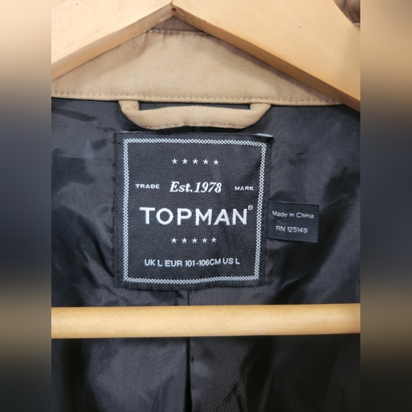 Case Lot + DSQUARED2 Tuxedo Shirt - Picture 8 of 12